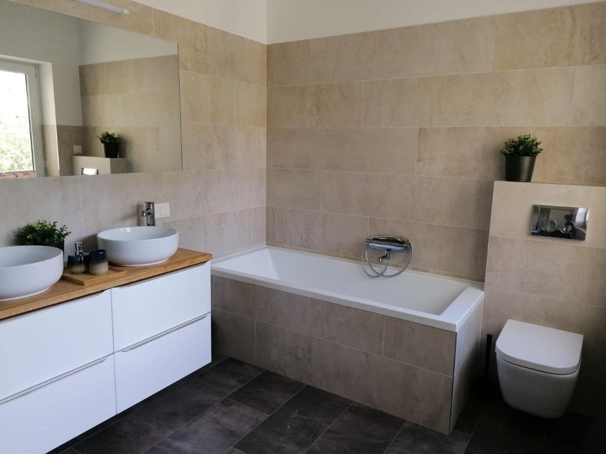 Townhouse Altstadt Wismar Upper Apartment Mit Zwei Terrassen Eksteriør bilde
